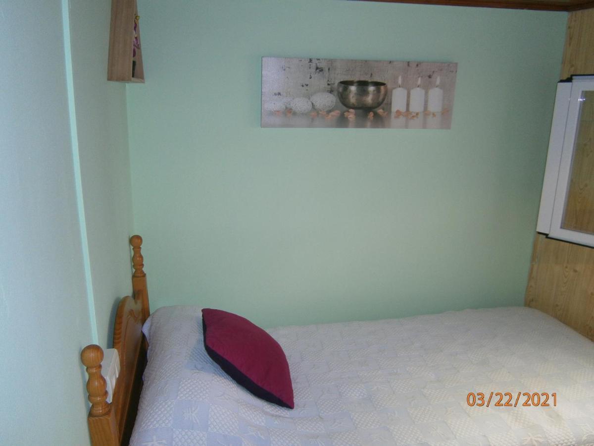 Chez Rose Et Patrick Apartment Policar ภายนอก รูปภาพ